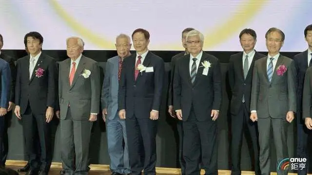 台積電熊本廠開幕,張忠謀:AI時代不僅是幾萬片晶圓需求,而是十間晶圓廠