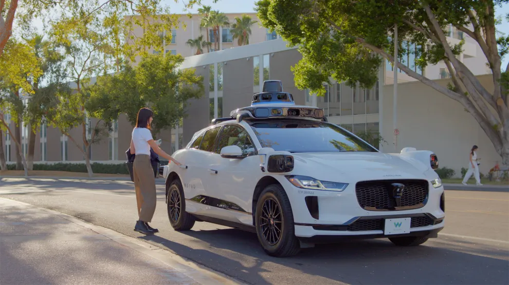 Robotaxis在加州取得巨大勝利,允許全天運營服務