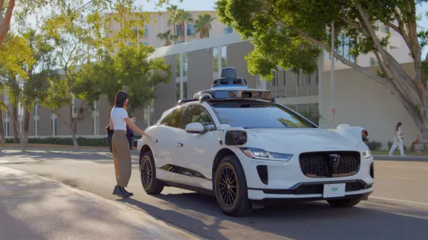 Robotaxis在加州取得巨大勝利，允許全天運營服務