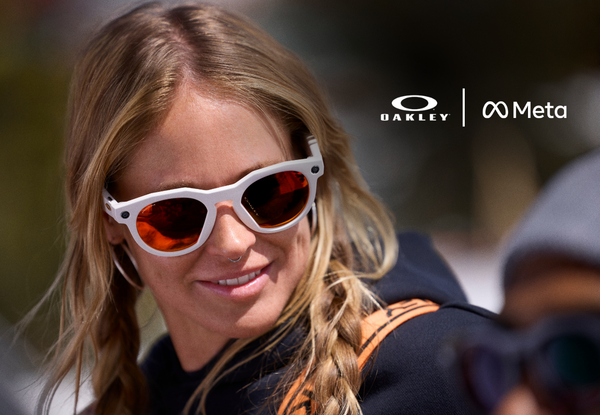 Meta 攜手 Oakley 推出 AI 運動眼鏡 HSTN，3K 錄影、語音助理與 8 小時續航登場